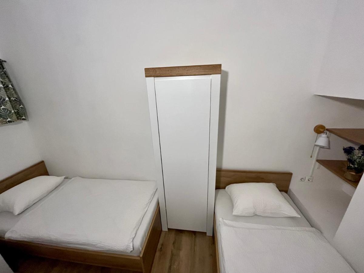 Apartment Tisa, Любляна Екстериор снимка